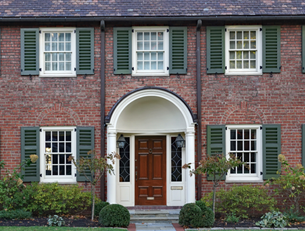 What Are Colonial Shutters?